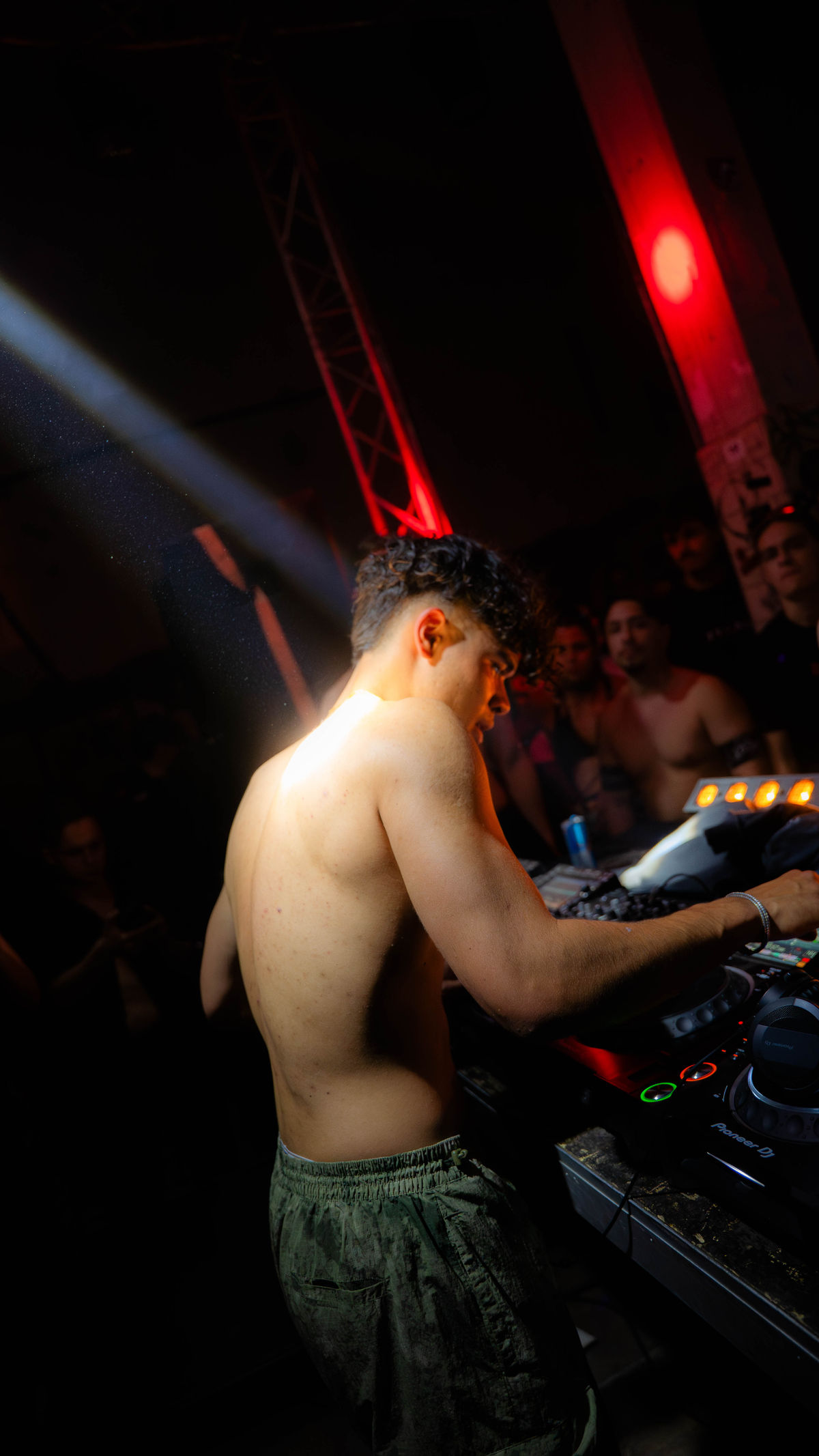 Loading... just a sec